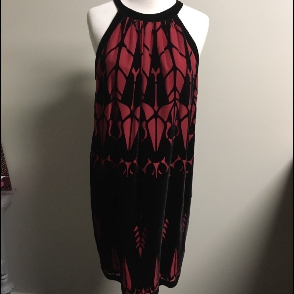 Max Studio specialty company red & black dress! Size medium NWT